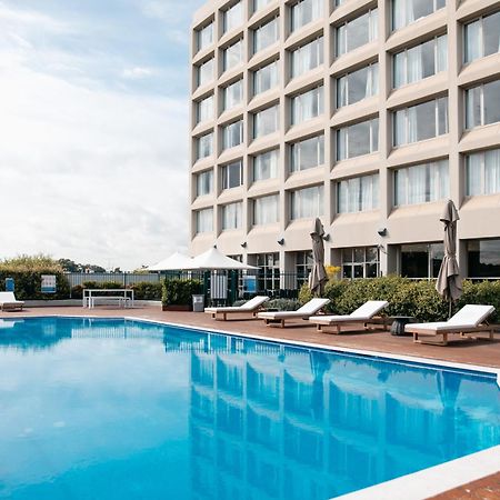 Mercure Sydney Parramatta Rosehill Exterior photo